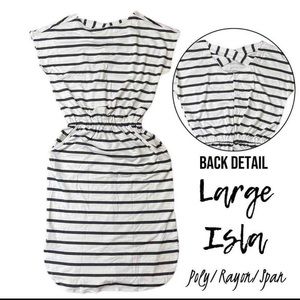 LuLaRoe Isla Large (runs big)